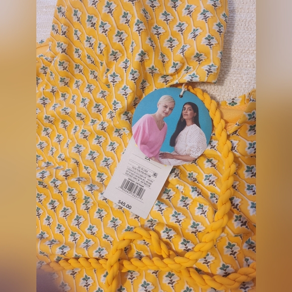 Rhode yellow floral 1pc swimsuit - Picture 3 of 8